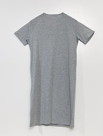 T-shirt comprida com molas nos ombros - coleção fácil de vestir