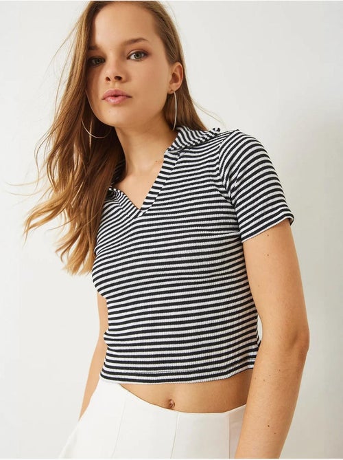 T-shirt crop às riscas slim fit lucci - Kiabi T-shirt crop às riscas slim fit lucci - Kiabi