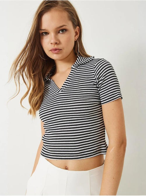 T-shirt crop às riscas slim fit lucci - Kiabi T-shirt crop às riscas slim fit lucci - Kiabi