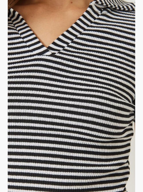 T-shirt crop às riscas slim fit lucci - Kiabi T-shirt crop às riscas slim fit lucci - Kiabi
