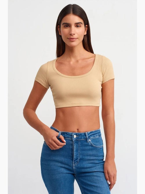T-shirt crop canelada de mulher dilvin - Kiabi T-shirt crop canelada de mulher dilvin - Kiabi