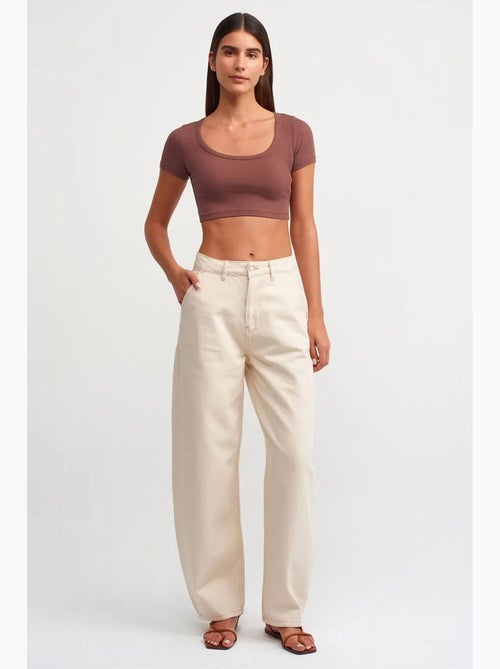 T-shirt crop canelada de mulher dilvin - Kiabi T-shirt crop canelada de mulher dilvin - Kiabi