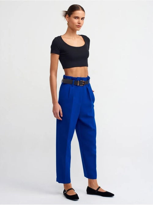 T-shirt crop canelada de mulher dilvin - Kiabi T-shirt crop canelada de mulher dilvin - Kiabi