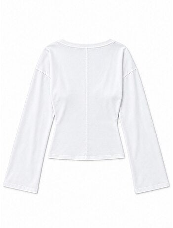 T-shirt crop com decote em v e corte justo busem