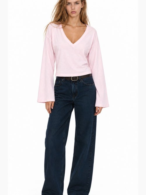 T-shirt crop com decote em v e corte justo busem - Kiabi
