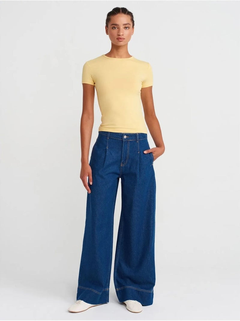 T-shirt crop de mulher slim fit com decote redondo dilvin Amarelo-limão - Kiabi