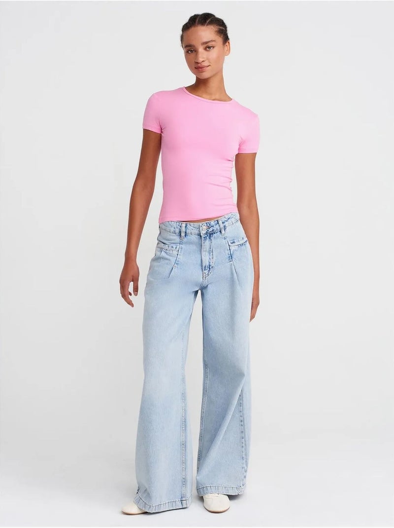 T-shirt crop de mulher slim fit com decote redondo dilvin Rosa-fluo/Solinotes - Kiabi
