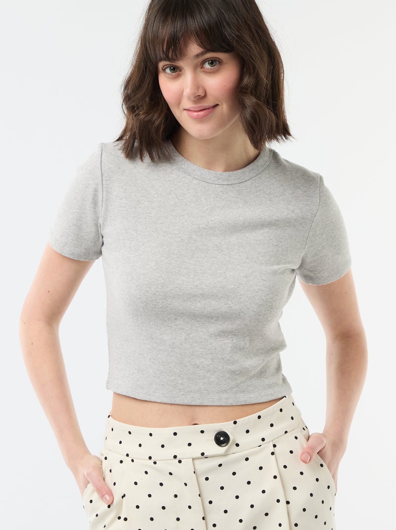 T-shirt crop top básico Cinza - Kiabi