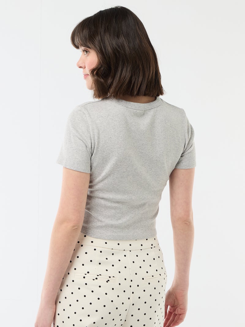 T-shirt crop top básico Cinza - Kiabi
