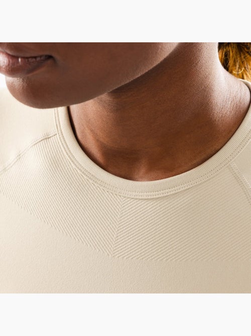 T-shirt crop top de desporto sem costuras para mulher - Kiabi
