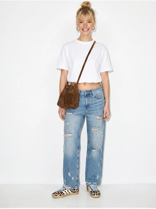 T-shirt cropped feminina de gola redonda lucci - Kiabi T-shirt cropped feminina de gola redonda lucci - Kiabi