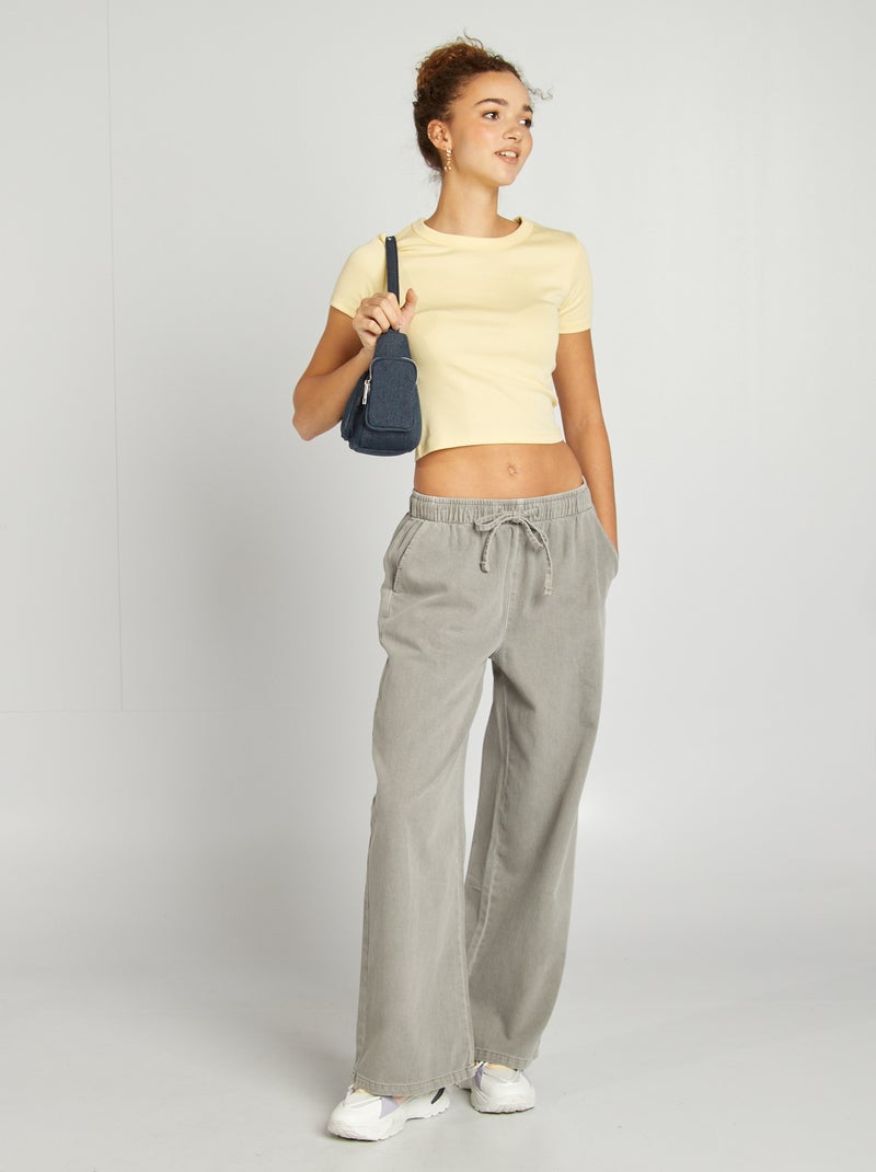 T-shirt cropped manga curta AMARELO - Kiabi