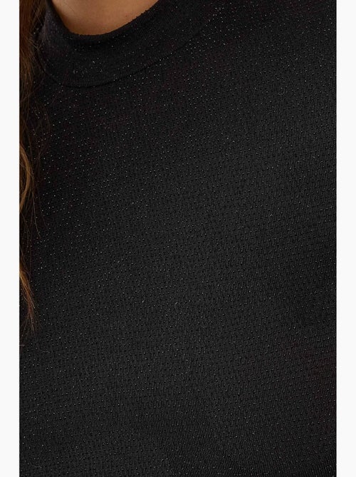 T-shirt curta gola alta justa malha manga curta hiccup - Kiabi T-shirt curta gola alta justa malha manga curta hiccup - Kiabi