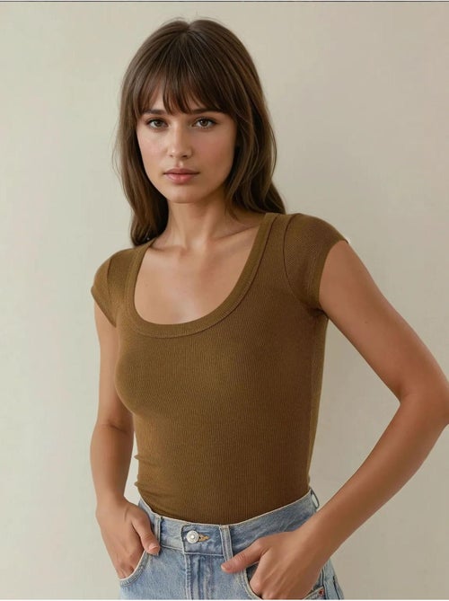 T-shirt curta gola redonda justa canelada manga curta hiccup - Kiabi