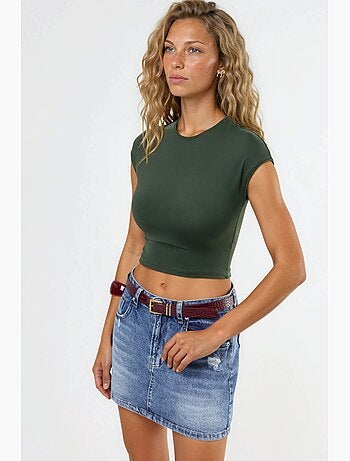 T-shirt curta lisa com gola redonda busem