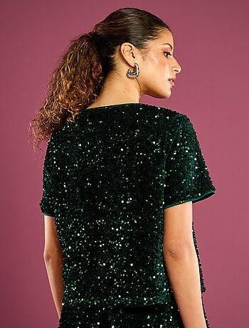 T-shirt curto com lantejoulas