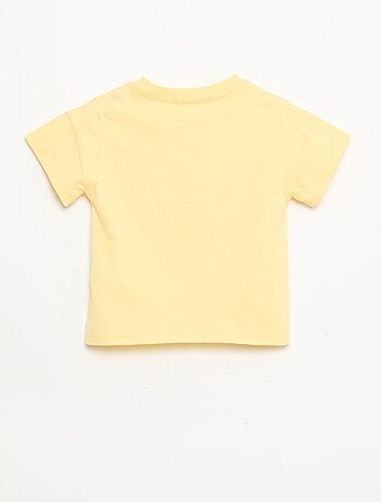 T-shirt de algodão com bordado no peito