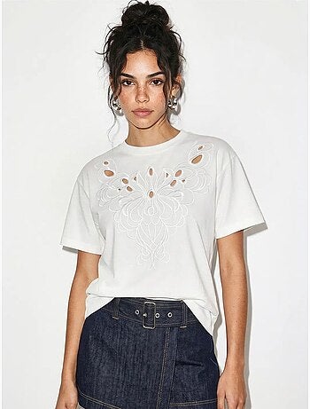 T-shirt de algodão com gola redonda bordada lucci