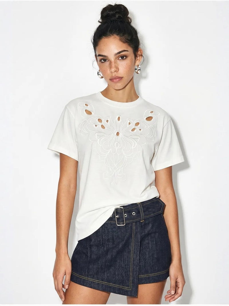 T-shirt de algodão com gola redonda bordada lucci Branco - Kiabi