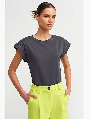 T-shirt de algodão de mulher com decote redondo dilvin