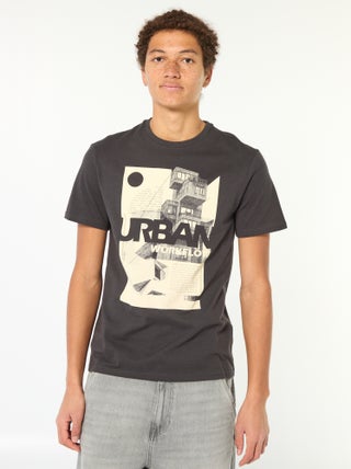 T-shirt de algodão estampado de mangas curtas