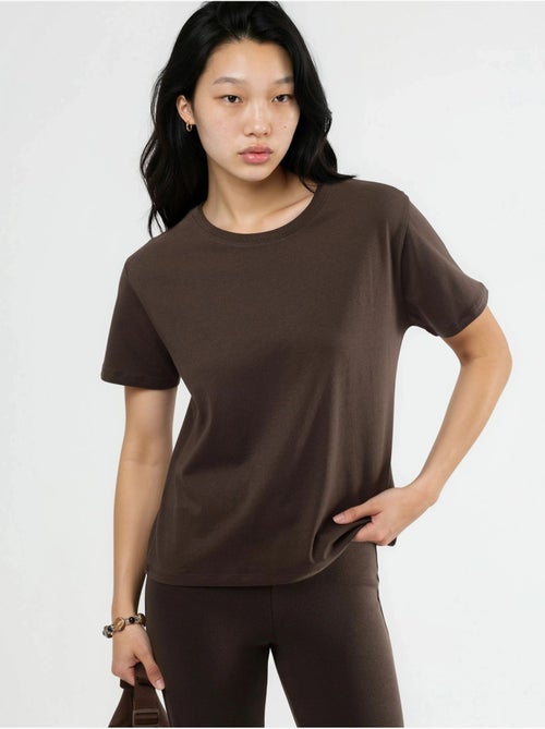 T-shirt de algodão lisa com gola redonda busem - Kiabi T-shirt de algodão lisa com gola redonda busem - Kiabi