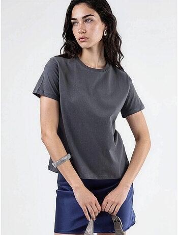 T-shirt de algodão lisa com gola redonda busem