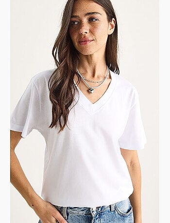 T-shirt de algodão penteado com decote em v comfort fit lucci