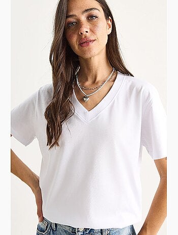 T-shirt de algodão penteado com decote em v comfort fit lucci