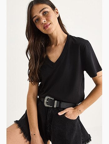 T-shirt de algodão penteado com decote em v comfort fit lucci