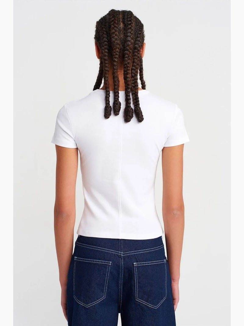 T-shirt de algodão slim fit com decote em v dilvin Branco - Kiabi