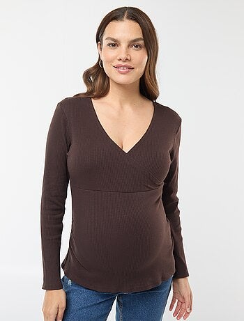 T-shirt de amamentação cruzada