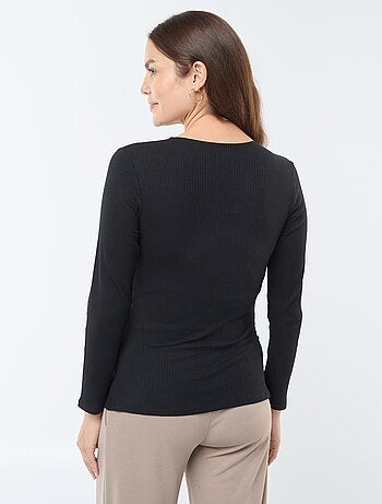 T-shirt de amamentação cruzada