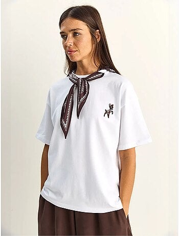 T-shirt de corte largo com decote redondo e bordado lucci