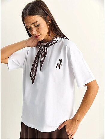 T-shirt de corte largo com decote redondo e bordado lucci