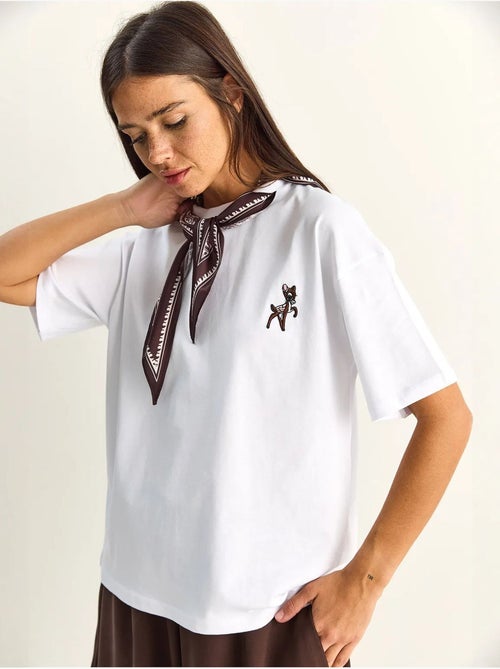 T-shirt de corte largo com decote redondo e bordado lucci - Kiabi T-shirt de corte largo com decote redondo e bordado lucci - Kiabi