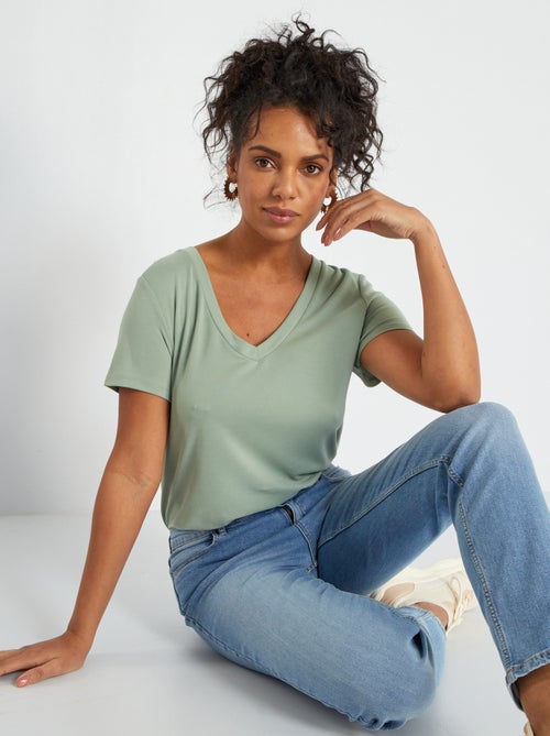 T-shirt de gola em bico - Kiabi