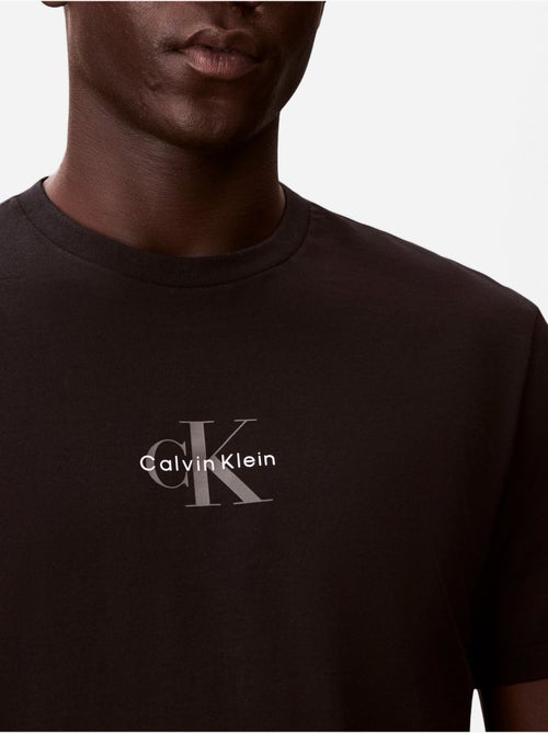 T-shirt de gola redonda - Calvin Klein - Kiabi T-shirt de gola redonda - Calvin Klein - Kiabi