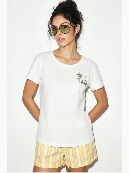 T-shirt de gola redonda bordada lucci - Kiabi T-shirt de gola redonda bordada lucci - Kiabi