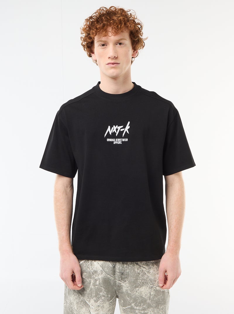 T-shirt de gola redonda com bordado contrastante Preto - Kiabi