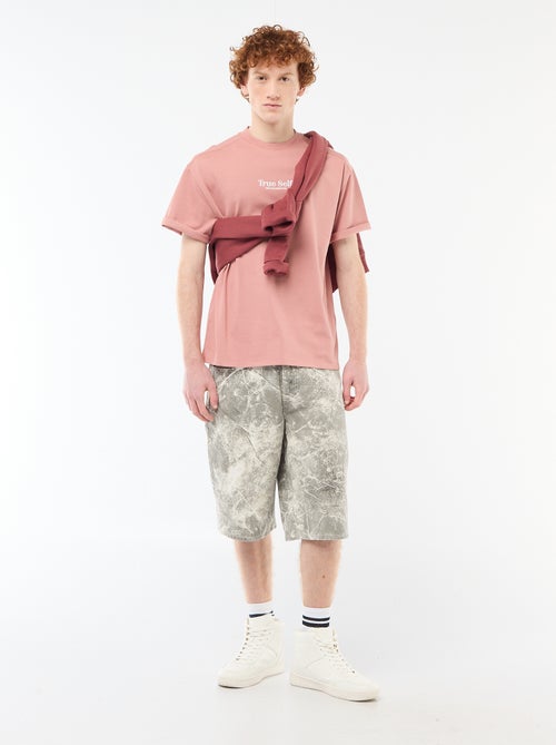 T-shirt de gola redonda com bordado contrastante - Kiabi