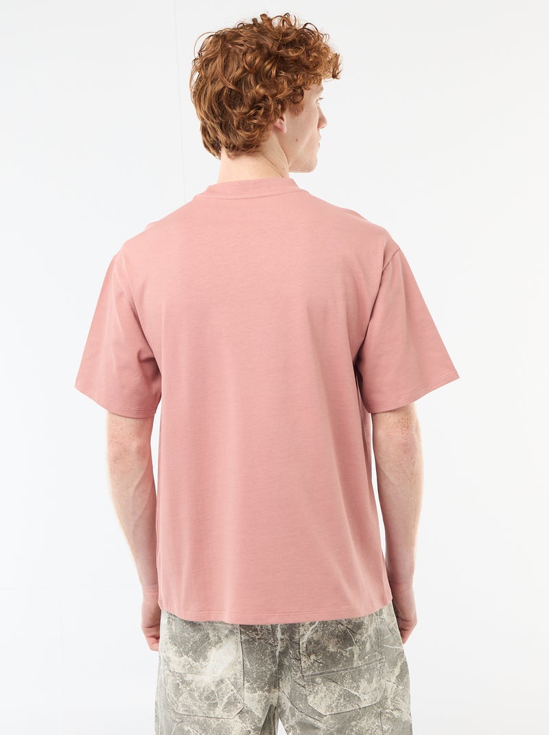 T-shirt de gola redonda com bordado contrastante Rosa - Kiabi