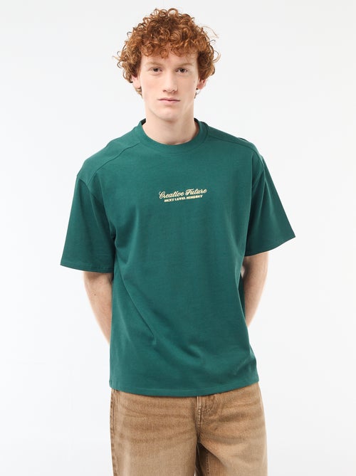 T-shirt de gola redonda com bordado contrastante - Kiabi