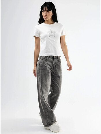T-shirt de gola redonda com detalhe de pedra busem