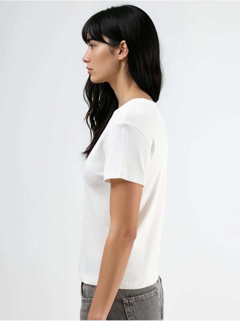T-shirt de gola redonda com detalhe de pedra busem Branco - Kiabi