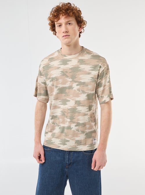 T-shirt de gola redonda com estampado 'camuflado' em algodão - Kiabi