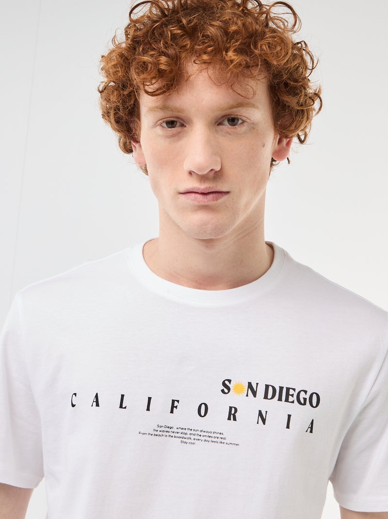 T-shirt de gola redonda com estampado em algodão Branco - Kiabi
