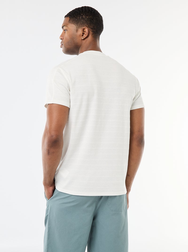 T-shirt de gola redonda e manga curta em favo de mel Branco - Kiabi