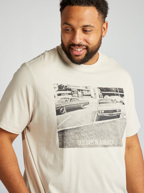 T-shirt de gola redonda em jersey com estampado - Kiabi