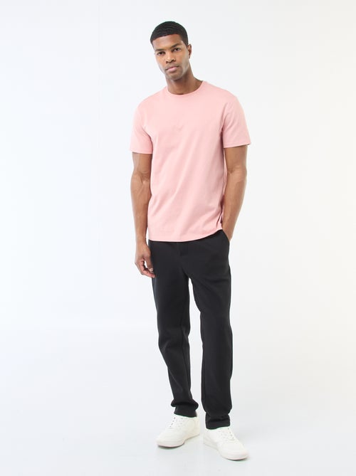 T-shirt de homem em algodão com gola redonda lisa - Kiabi T-shirt de homem em algodão com gola redonda lisa - Kiabi